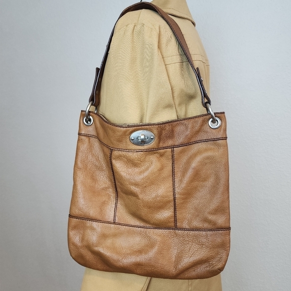 Fossil Handbags - Fossil Brown Leather Shoulder Bag